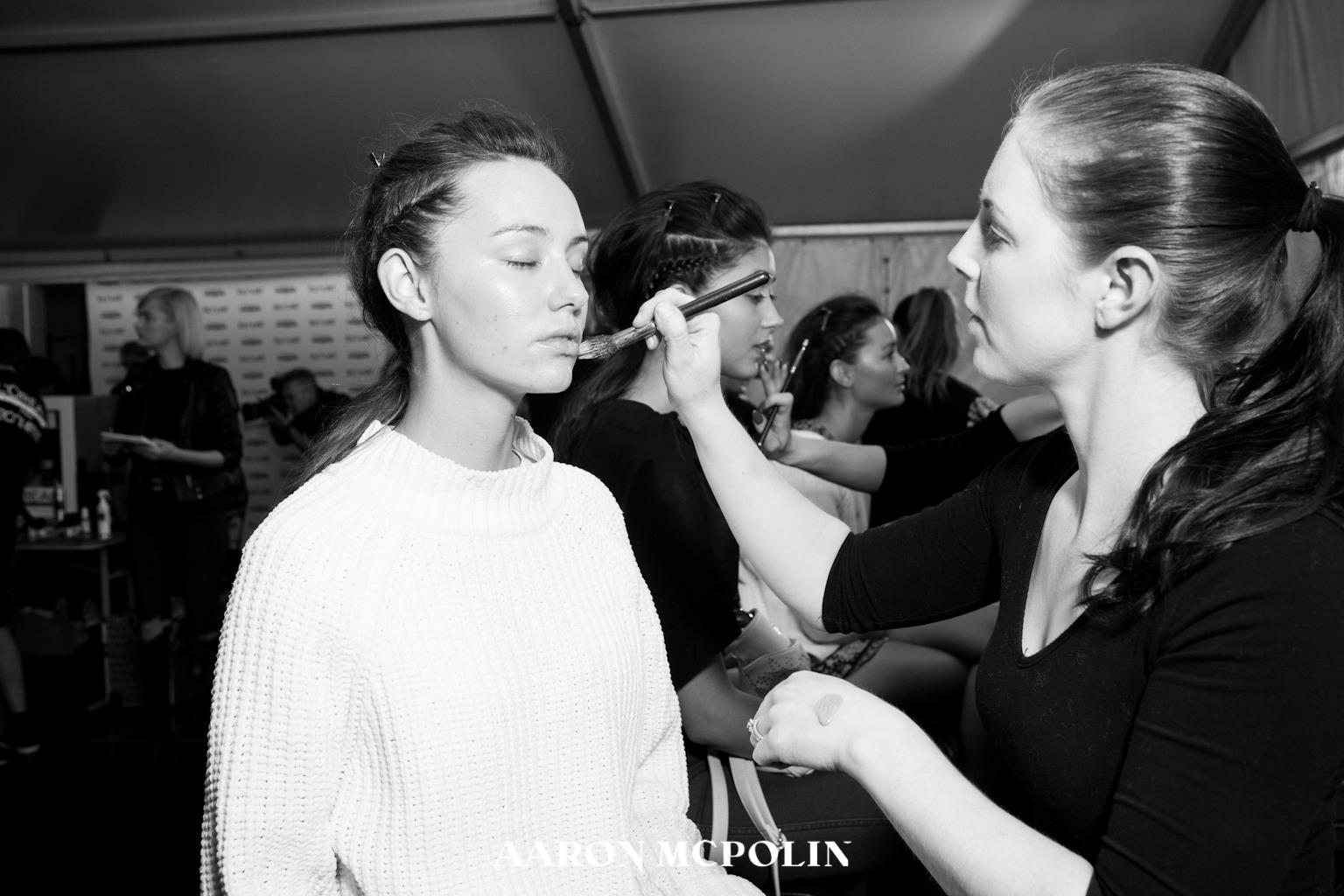 5 Tips For Flawless, Long Lasting Make Up By Amee Harvey - Kenzina
