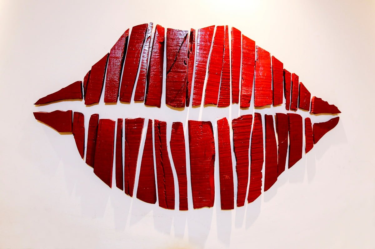 Kiss Dryness Away: Find Your Perfect Plumping Lip Mask - Kenzina
