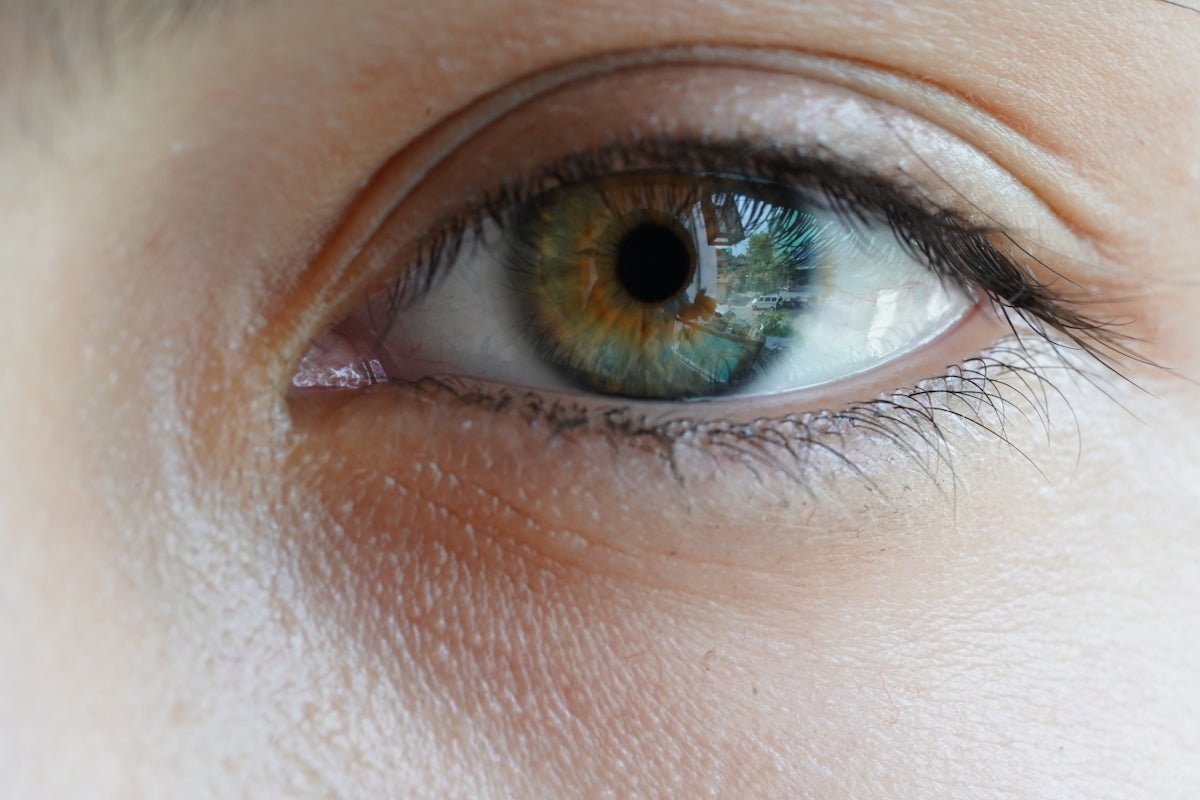 Embrace Radiant Eyes Using Hyaluronic Acid-Packed Masks - Kenzina
