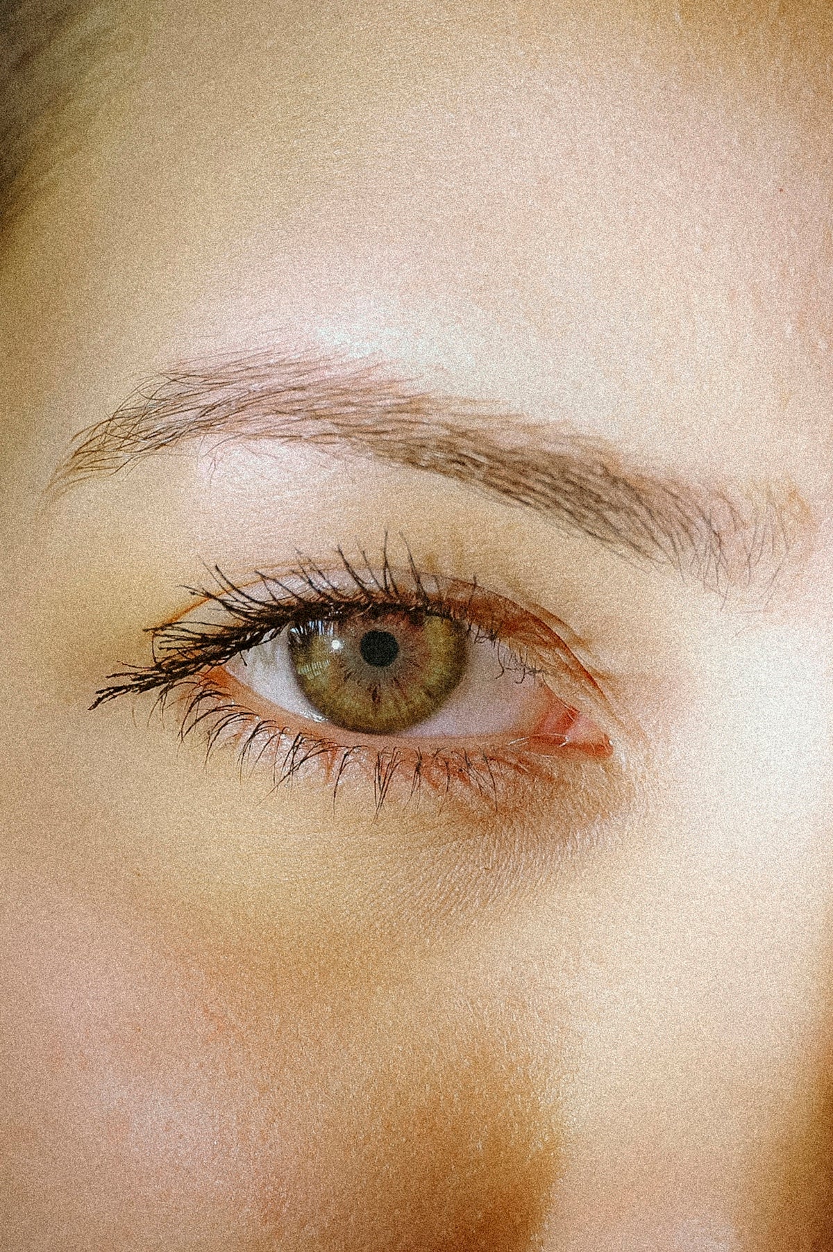 persons eye with blue eyes