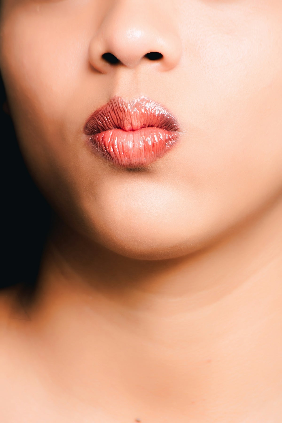 Lip Hydration Bliss: Indulge in Vegan Collagen for Soft Lips - Kenzina