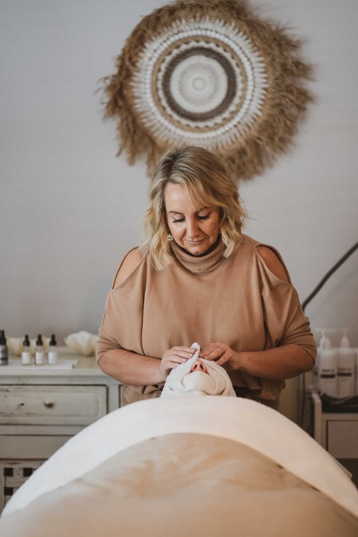Top 5 Skin Treatments To Do This Winter - Kenzina